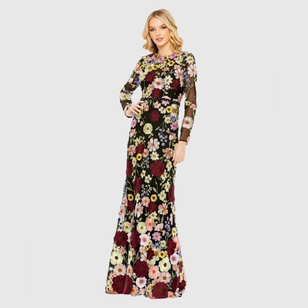 MAC DUGGAL 68201
Embroidered Applique High Neck Long Sleeve Trumpet Gown